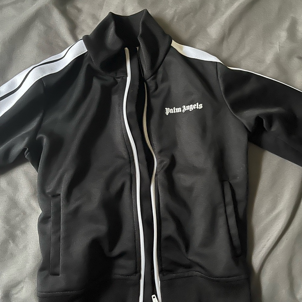 Palm Angles outfit